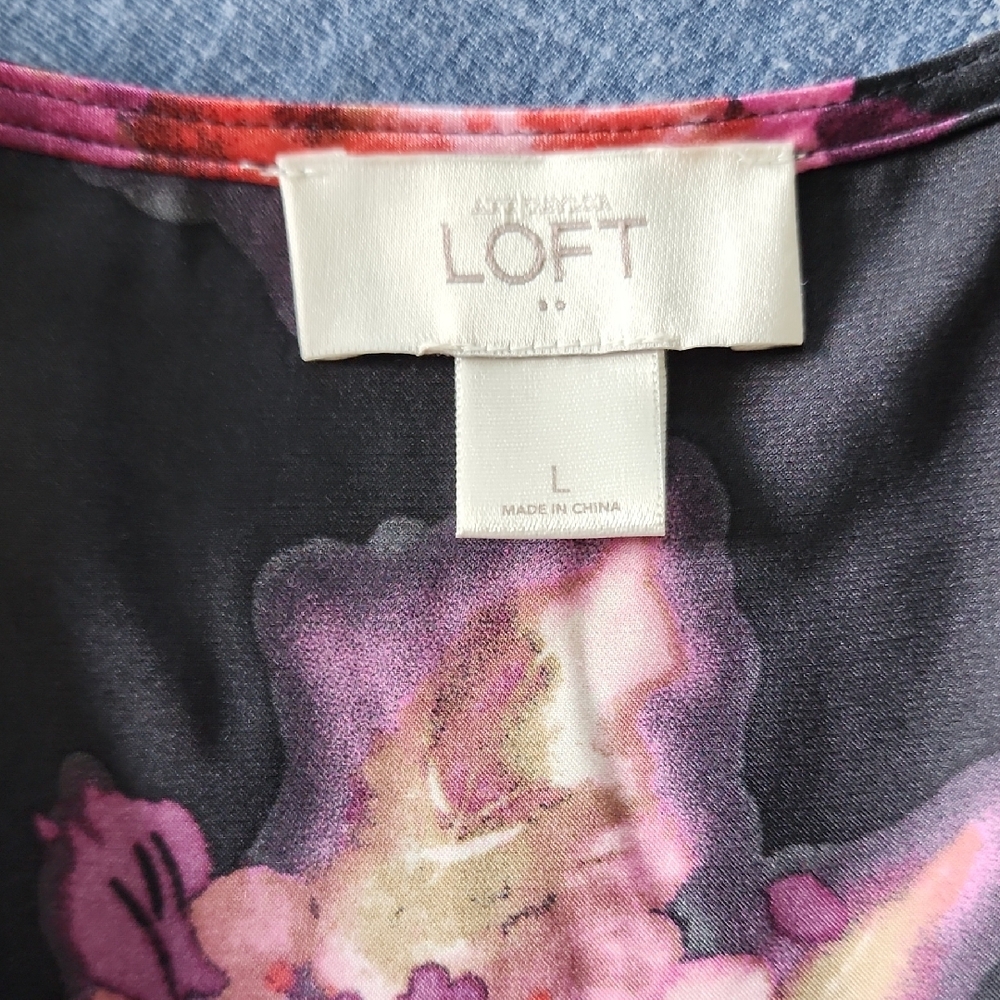 LOFT Black Pink Sleeveless Ruffled Blouse - Picture 5 of 6
